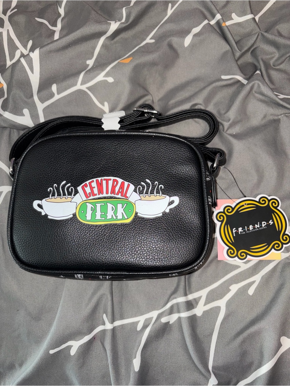 Dani by Danielle Nicole Bag Friends Central Perk Purse Crossybody NWT